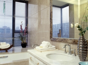 Bathroom with Large Mirror
